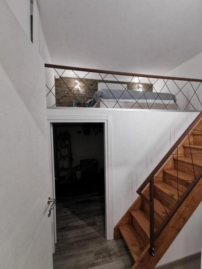 La Ex Di Nicholas Καστέλ Ματζιόρε Εξωτερικό φωτογραφία